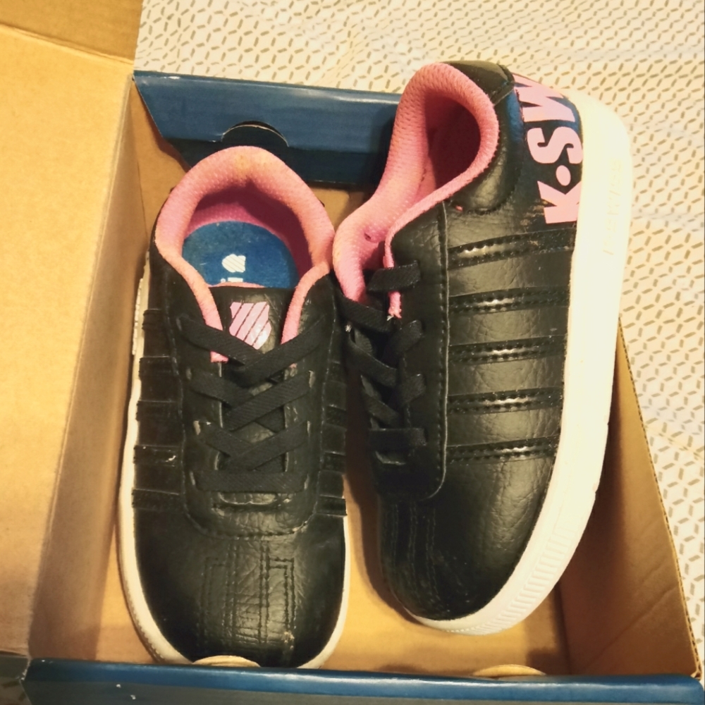 KSwiss, girl, size 8, black & pink